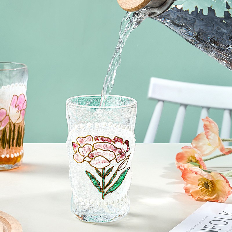 Как очистить стеклянную чашку для воды разумно