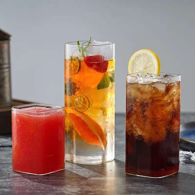 Как стеклянные кувшины могут изменить вашу кухню?